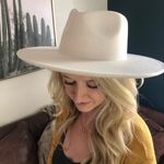Taylor Sievers - @simply_made_by_tay - Instagram