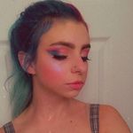 Taylor Slater - @cottoncandi.beauty - Instagram