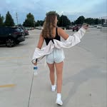 Taylor Wilcox - @ttaylorwilcoxx - Instagram