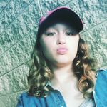 Taylor wiles - @redneck_babe_21 - Instagram