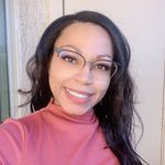 Teasha Smith - @lareinatea - Instagram