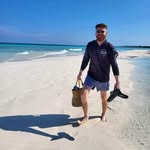 Derek Leighton - @dleighted - Instagram