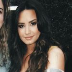 d e v o n n e - @enchntedlovato - Instagram