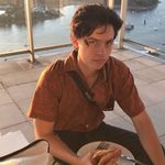 Cole Sprouse - @gatedsprouse - Instagram