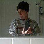 teddy stevens - @fallenliketherain - Instagram