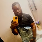 Tee Roberts - @yupdatzme23 - Instagram