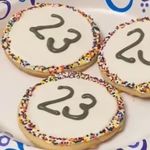 Tegan Gilbert - @lifes_a_batch_cookies - Instagram