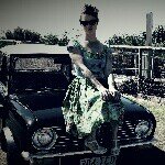 Tegan Sullivan - @the_vintage_stylist - Instagram