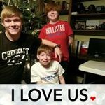 Teresa Stuart Yeager - @team_yeagers_mommabear - Instagram