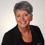 Teri Freeman - @terilutzfreeman_realestate - Instagram