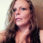 Teri - @terilyons - Instagram