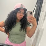 Teri - @terismallz - Instagram