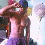moneymakesmecum - @hensleyterrell - Instagram