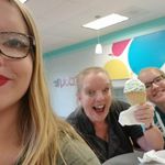 Terri Hensley - @terri.twins - Instagram