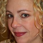 Terri Malone - @crescentcitycurlygirl - Instagram