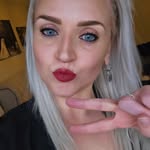 Terri Manuel - @tezzabird88 - Instagram