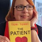 Teri Terry - @teriterrywrites - Instagram