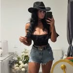 Terri Townsend - @a_little_bit_of_me_85 - Instagram
