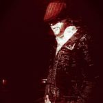 Terry Barth - @lunakkin - Instagram