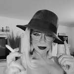 Terry Caputo - @terrycaputotrillyna - Instagram