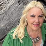 Terri Eisenberg - @terrivillaterra - Instagram