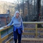 Terri Lowell Schnitzler - @terrine88 - Instagram
