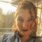 Tess Graves - @redgravesmodeling - Instagram