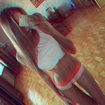 Tess King - @mel_and_steven - Instagram