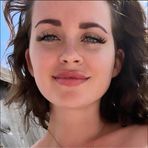 Tessa Monroe - Facebook