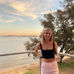 Tess Moon - Facebook
