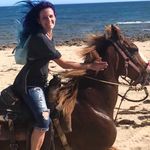Tessa Sharp - @tessnboots - Instagram