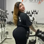 @thayleearm - Instagram