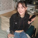 @theabarness - Instagram