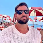 Axel M. Burgos - @theaxelburgos - Instagram