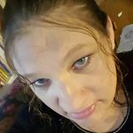 Thea Burns - @tiz0n13i - Instagram