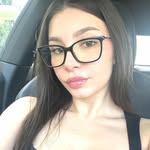 Thea Chapman - @chapmantheafp - Instagram