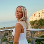 THEA LARSEN - @thealafry - Instagram