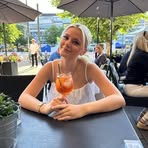 Thea Larsen - Facebook