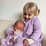 NOA & THEA MCLEAN - @dailydoseof_noa.thea - Instagram