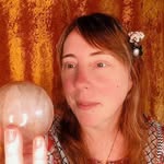 Thea Stone - @tarot.by.thea - Instagram