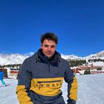 Theo Best - Facebook