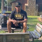 Theron Davis - Facebook