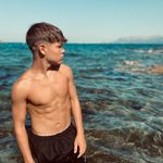 9T - @thomas.farinaa - Instagram