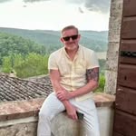 Thomas Hollow - @thomas.hollow.1 - Instagram