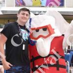 Thomas Larkin - @tlarkin8832 - Instagram