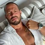 Thomas Larry - @thom.aslarry12777 - Instagram