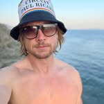 Thomaslarry - @thomaslarry2401 - Instagram