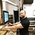 Thomas Munger - @nazerikomodaly - Instagram