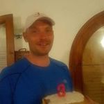 thomas pierce - @tompierce32 - Instagram