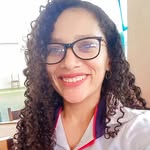 Professora Daly - @tiadalysilvania - Instagram